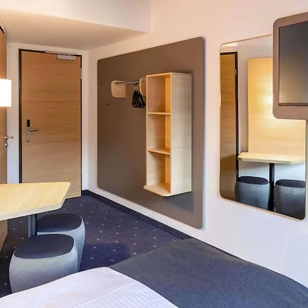 Am Centro מלון 3*